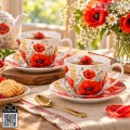 Елегантни чаши за кафе и чай с рисувани червени макове за подарък за нов дом